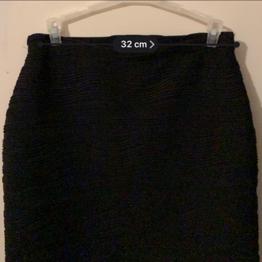 Reitmans Skirt - Picture 2 of 2